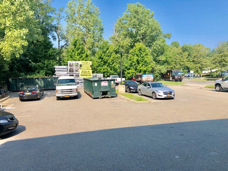 More Photos Of 267 Saw Mill River Rd, Elmsford Freestanding For Sale