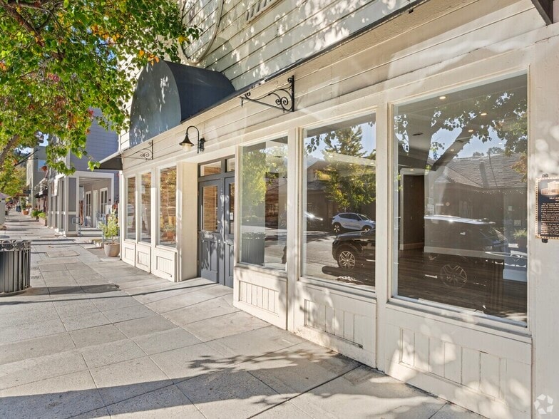 More Photos Of 14519 Big Basin Way, Saratoga Storefront For Lease
