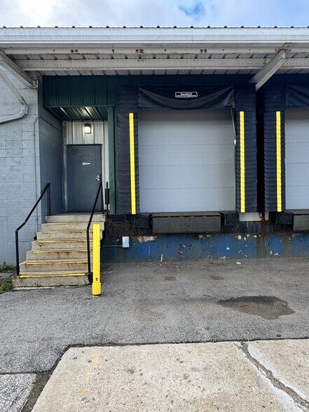 More Photos Of 736 Morris St, Fond Du Lac Warehouse For Lease
