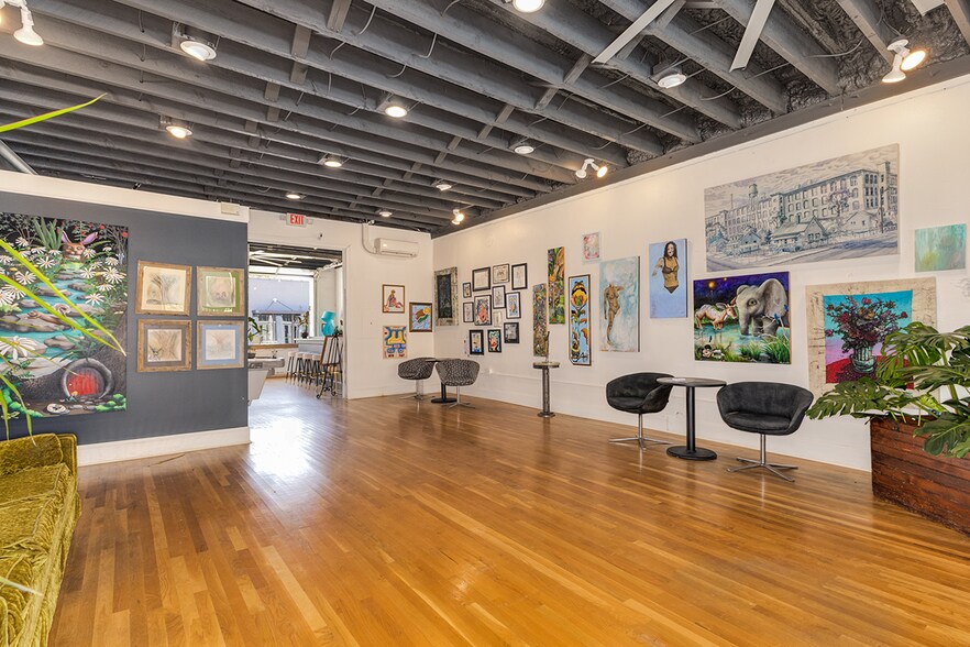 More Photos Of 582 Perry Ave, Greenville Storefront Retail Office For Lease