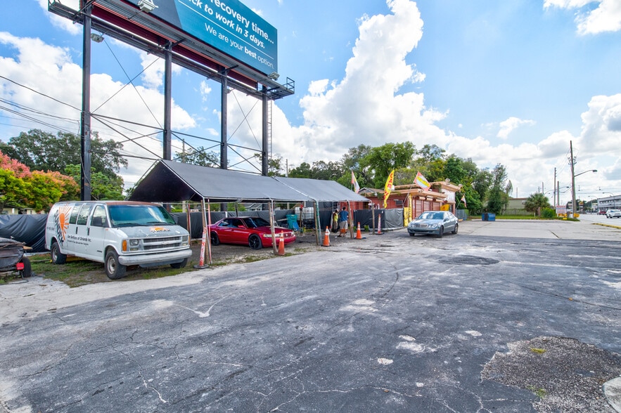 More Photos Of 707 S Orange Blossom Trl, Orlando Storefront For Sale