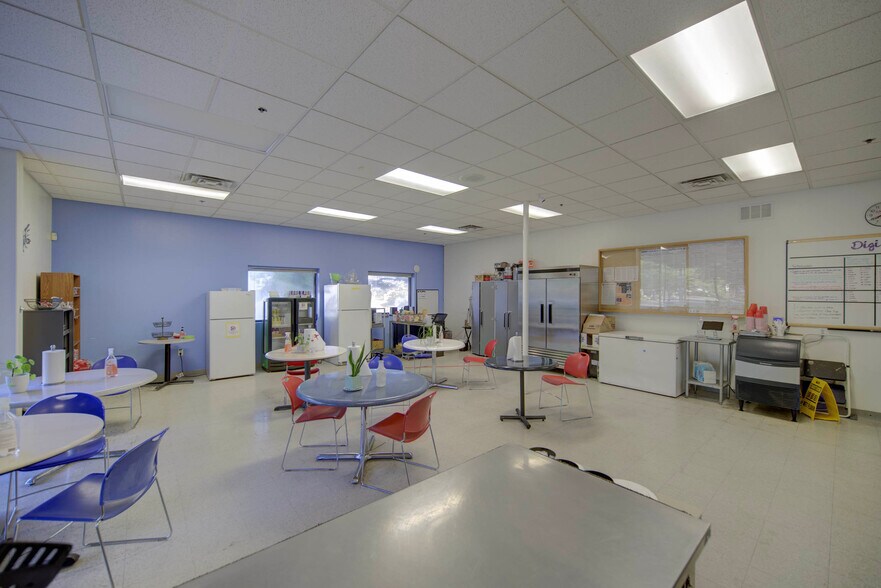 More Photos Of 1065 Marauder St, Chico Manufacturing For Sale