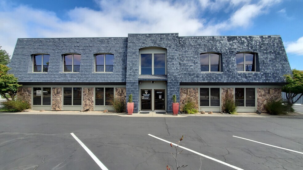 Primary Photo Of 422 Petaluma Blvd N, Petaluma Medical For Sale