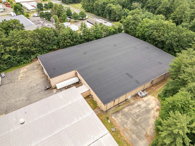 More Photos Of 14 Industrial Dr W, South Deerfield Manufacturing For Lease