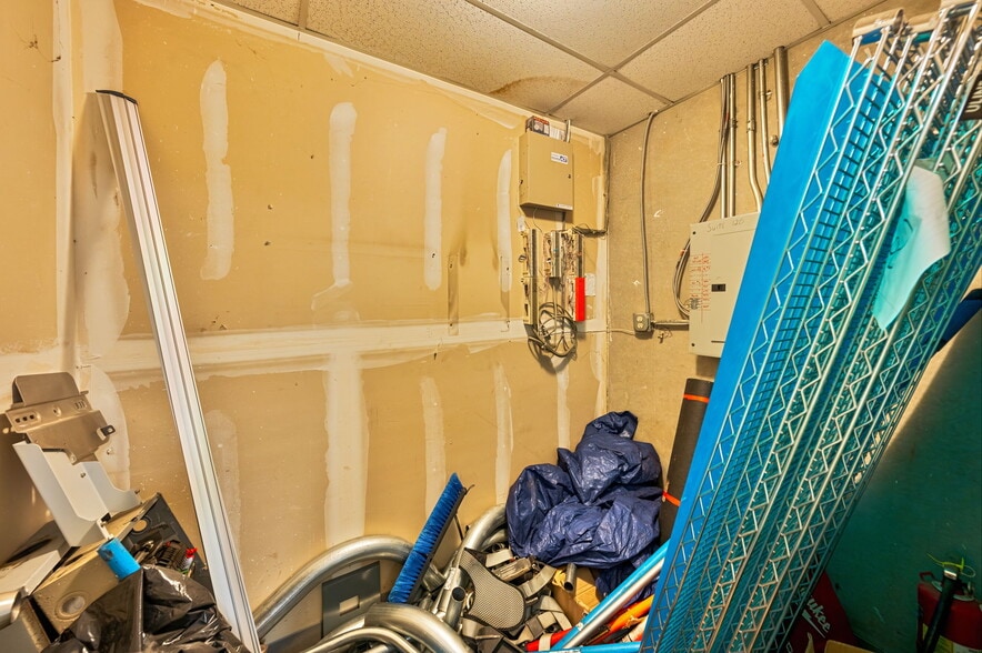 More Photos Of 3298 Monier Cir, Rancho Cordova Warehouse For Sale
