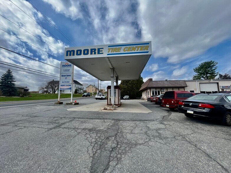 More Photos Of 2164 Community Dr, Bath Auto Repair For Sale