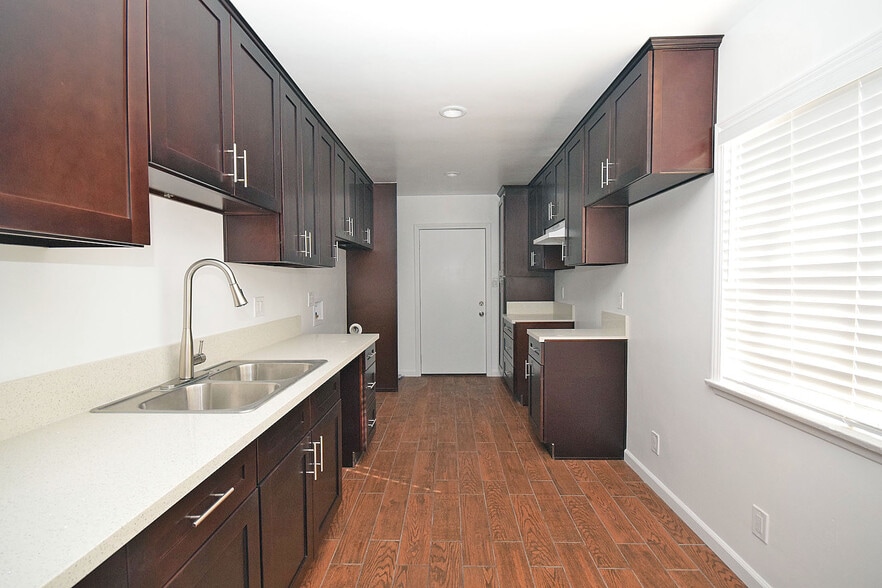 More Photos Of 16422 S Orchard Ave, Gardena Auto Repair For Sale