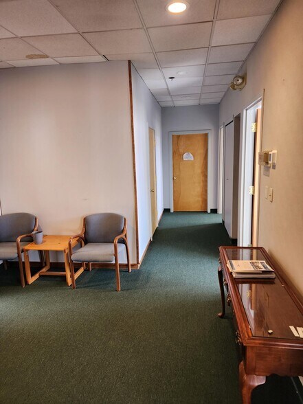 More Photos Of 72-74 North St, Danbury Office For Lease