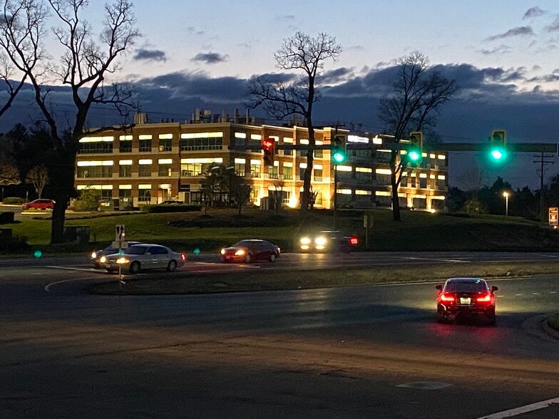More Photos Of 21335 Signal Hill Plaza, Sterling Office For Sale