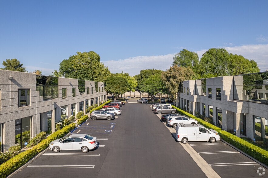 More Photos Of 471 W Lambert Rd, Brea Unknown For Lease