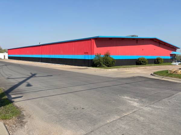 Primary Photo Of 1150 S Sheridan Rd, Tulsa Skating Rink For Sale