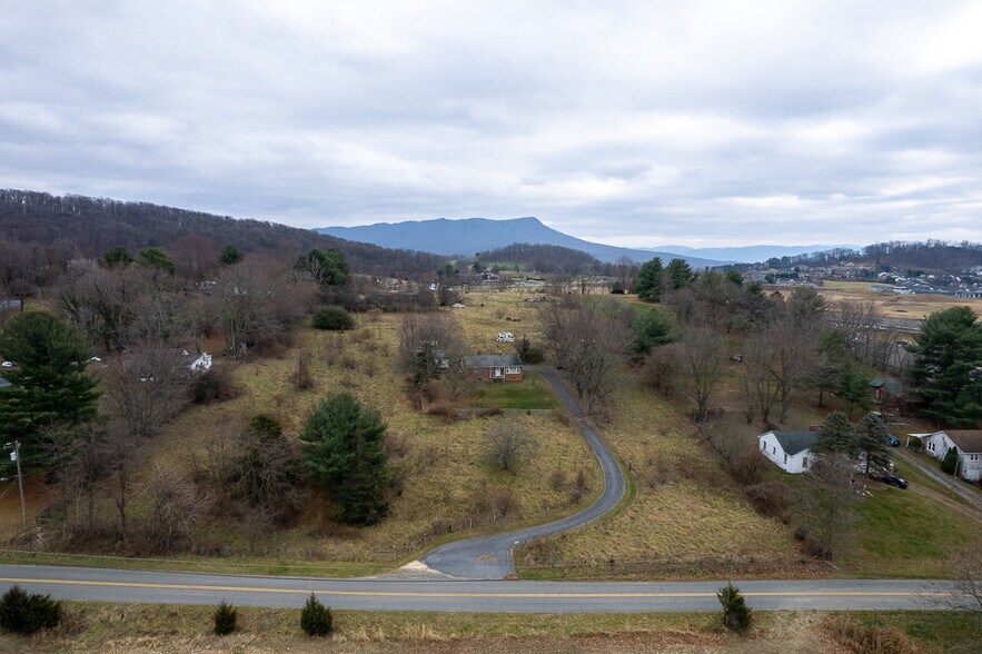 More Photos Of 235 Boyers Rd, Rockingham Land For Sale