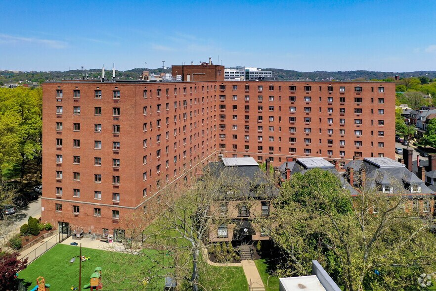 Primary Photo Of 401 Shady Ave, Pittsburgh Apartments For Lease