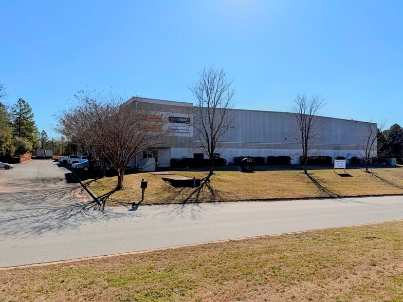 More Photos Of 9057 Northfield Dr, Fort Mill Manufacturing For Lease