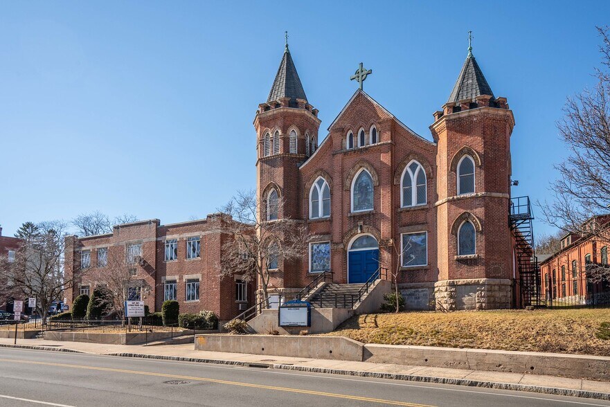 Primary Photo Of 295 Arch St, New Britain Religious Facility For Sale