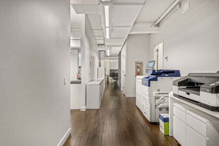 More Photos Of 362 Fifth Ave, New York Office For Lease