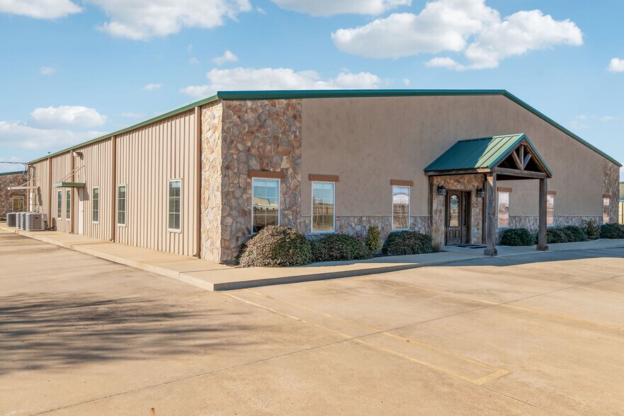 More Photos Of 2753 SH 322 Hwy, Longview Office Residential For Lease
