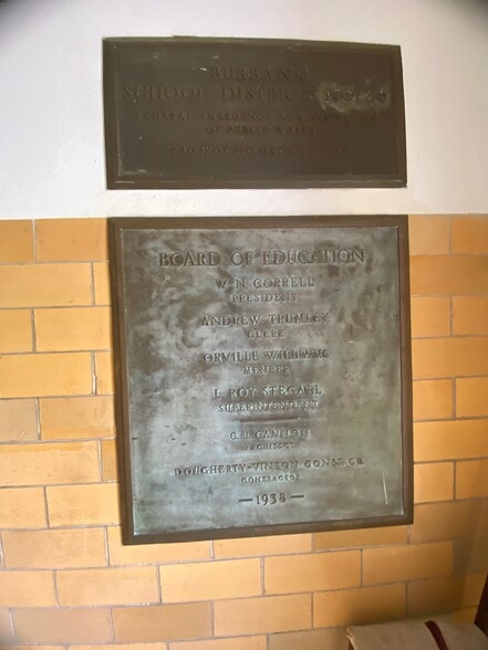 More Photos Of 450 McCorkle Ave, Burbank Schools For Sale