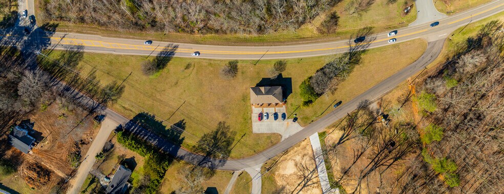 More Photos Of 2133 W Madison Ave, Athens Apartments For Sale