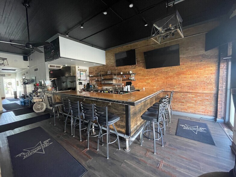 More Photos Of 124-128 W Chicago Blvd, Tecumseh Storefront Retail Residential For Lease