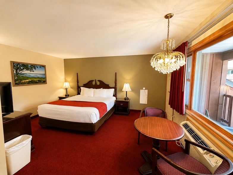 More Photos Of 1545 Us-9, Lake George Hotel For Sale