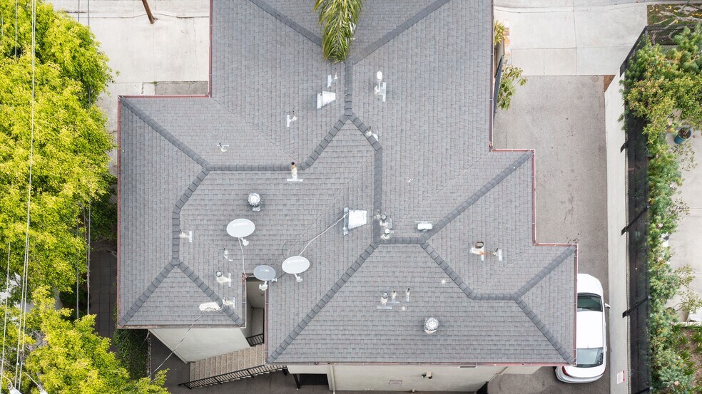 More Photos Of 7154 Lexington Ave, West Hollywood Apartments For Sale