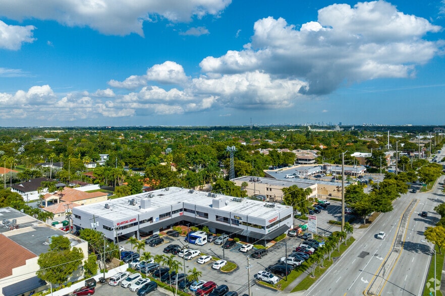 More Photos Of 9835 Sunset Dr, Miami Storefront Retail Office For Lease