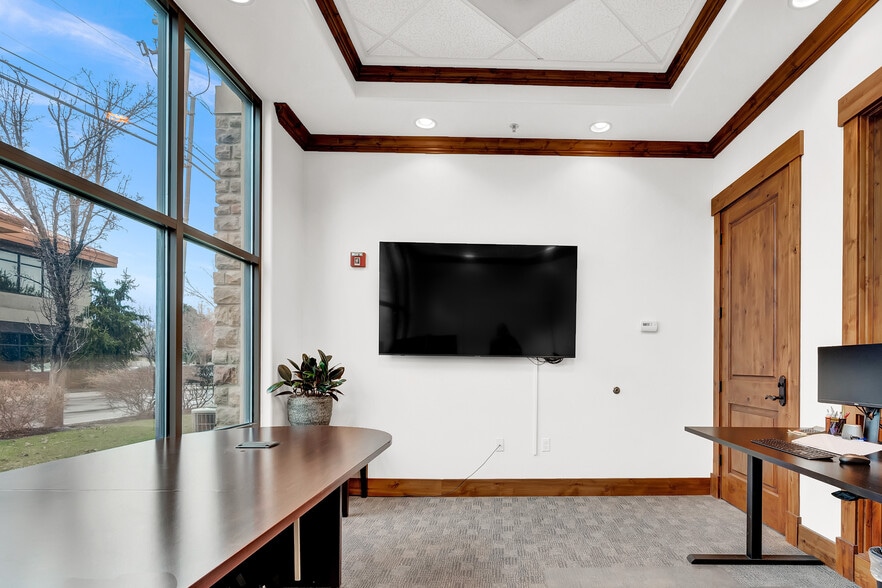 More Photos Of 8915 S 700 E, Sandy Office For Sale