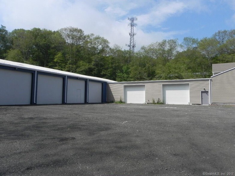 More Photos Of 8 Route 80, Killingworth Warehouse For Lease