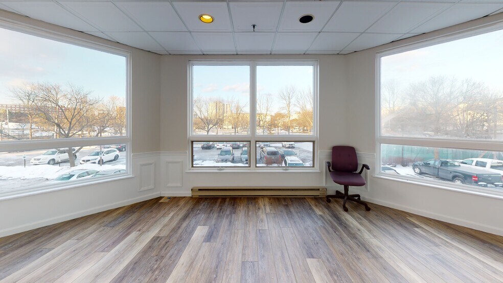 More Photos Of 152 Lynnway, Lynn Office For Sale