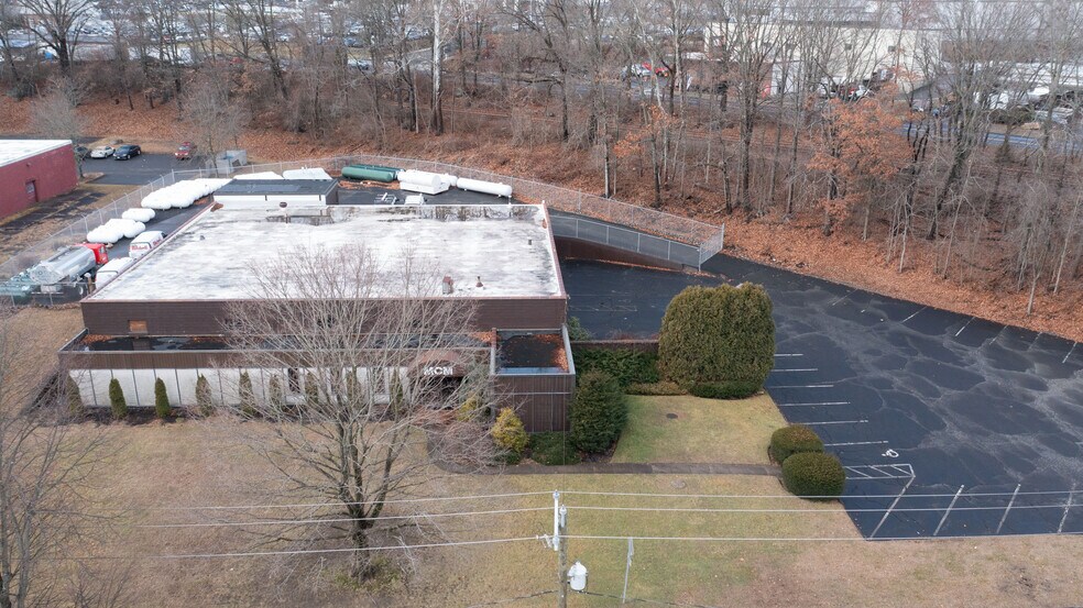 Primary Photo Of 66 Beaver Brook Rd, Danbury Manufacturing For Lease