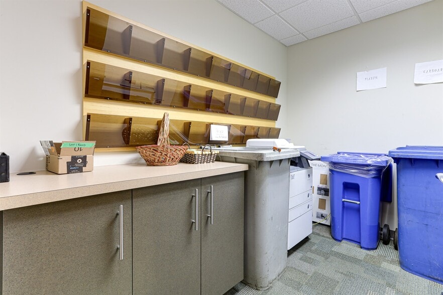 More Photos Of 2572 Davies Ave, Port Coquitlam Warehouse For Sale