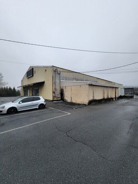More Photos Of 808 N Ellsworth St, Allentown Warehouse For Sale