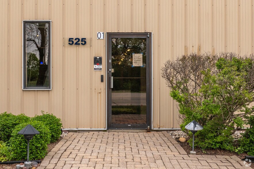More Photos Of 525 W Rolling Meadows Dr, Fond Du Lac Warehouse For Lease