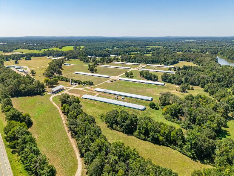 Primary Photo Of 4599 US Highway 84 W, Timpson Specialty For Sale