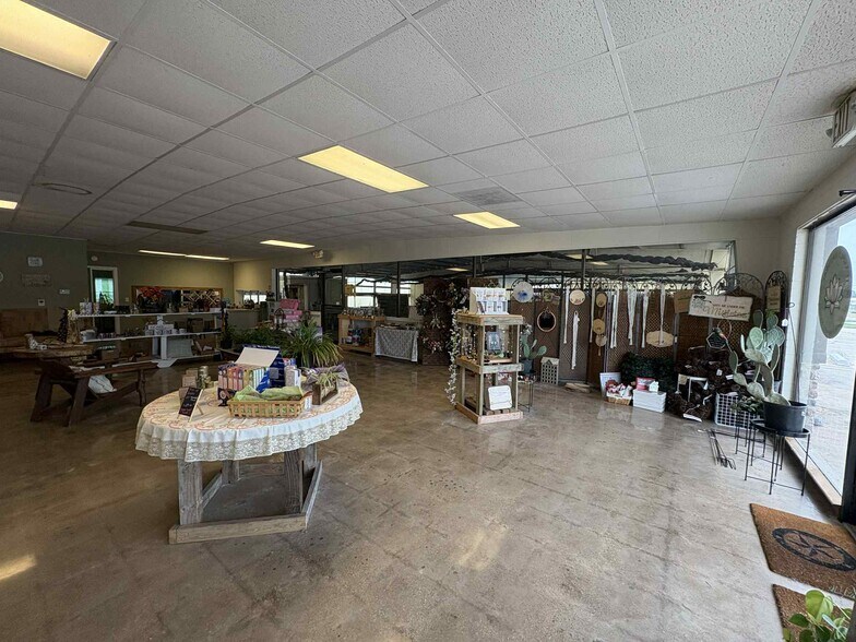 More Photos Of 5895 Trinity Falls Pky, McKinney General Retail For Lease