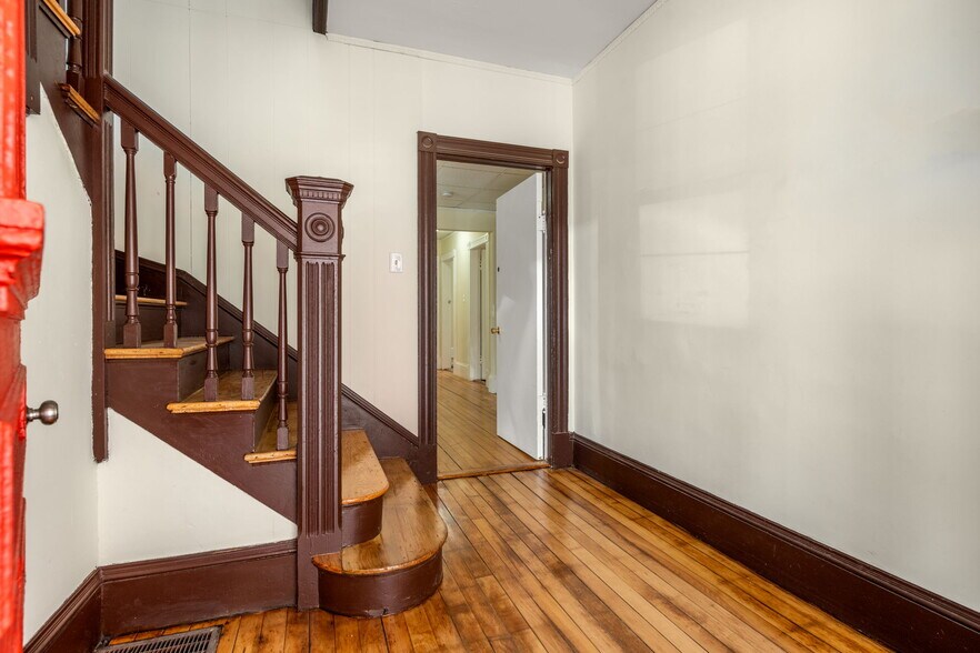 More Photos Of 10 Royal St, Boston Multifamily For Sale