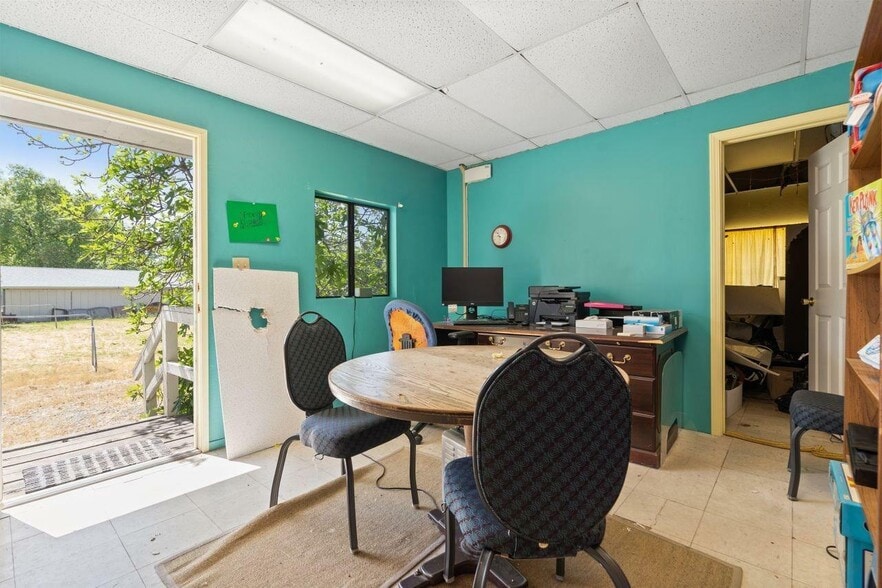 More Photos Of 217 W Jackson St, Ione Storefront Retail Office For Sale