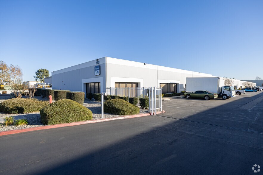 Primary Photo Of 780 E Francis St, Ontario Manufacturing For Lease