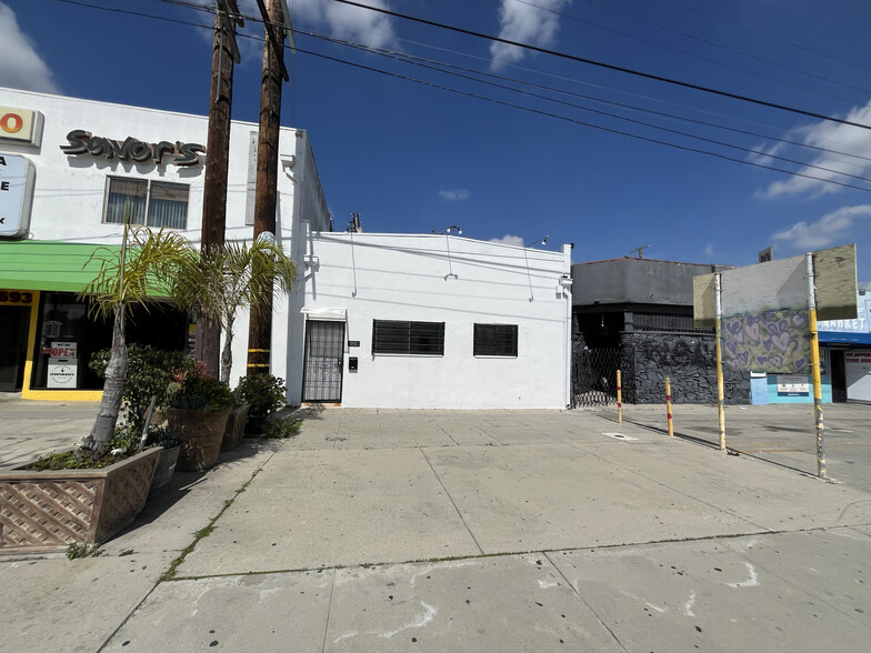 Primary Photo Of 8687 Venice Blvd, Los Angeles Warehouse For Sale