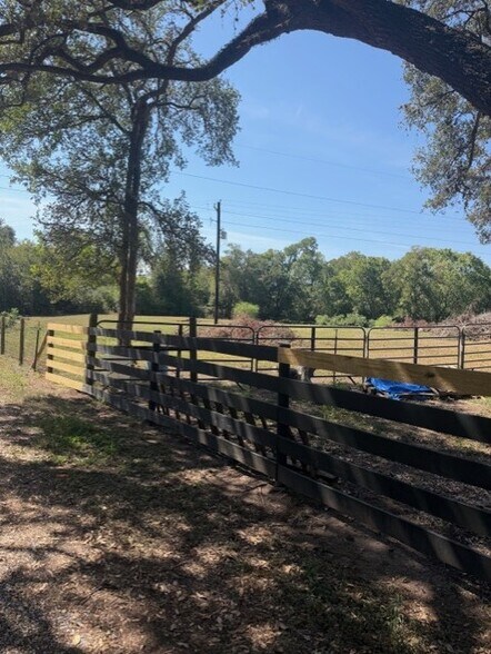More Photos Of I-10 & Evans St, Alleyton Office Residential For Sale