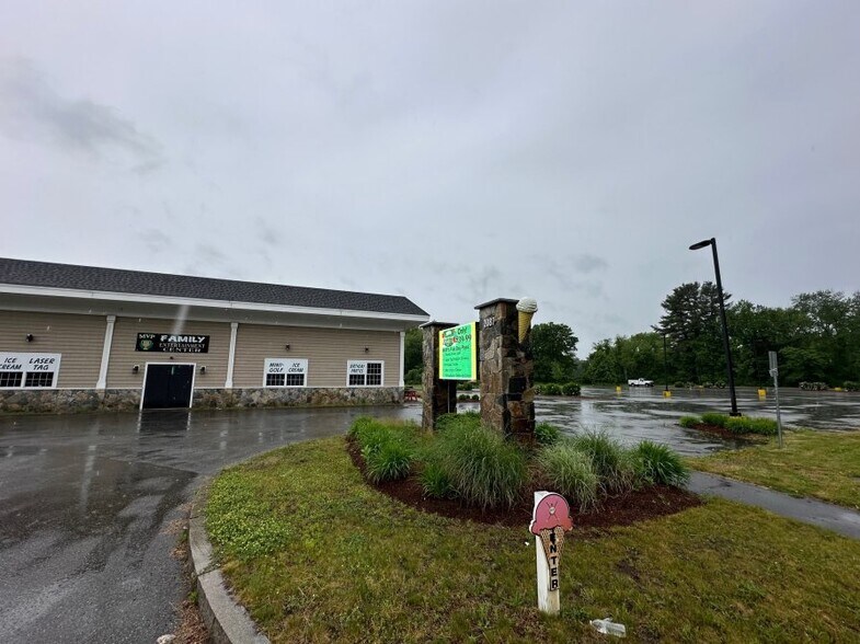 More Photos Of 2087 Main St, Tewksbury Freestanding For Sale