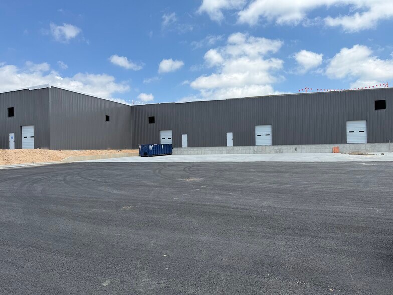 More Photos Of 1700 Fulenwider Rd, Gainesville Manufacturing For Lease