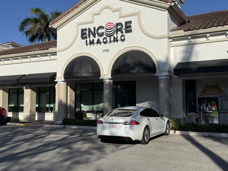 More Photos Of 1750 N Congress Ave, Boynton Beach Storefront For Lease