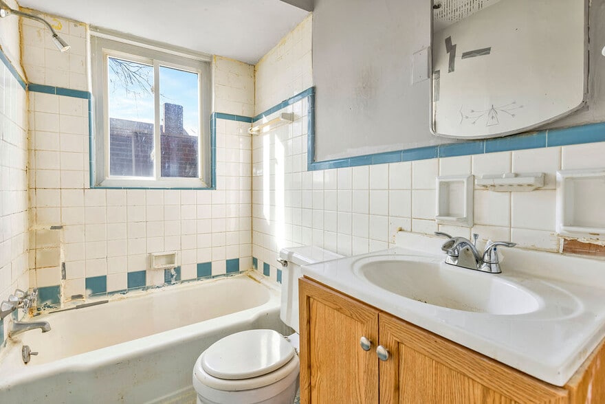 More Photos Of 5206 Montgomery Rd, Cincinnati Apartments For Sale