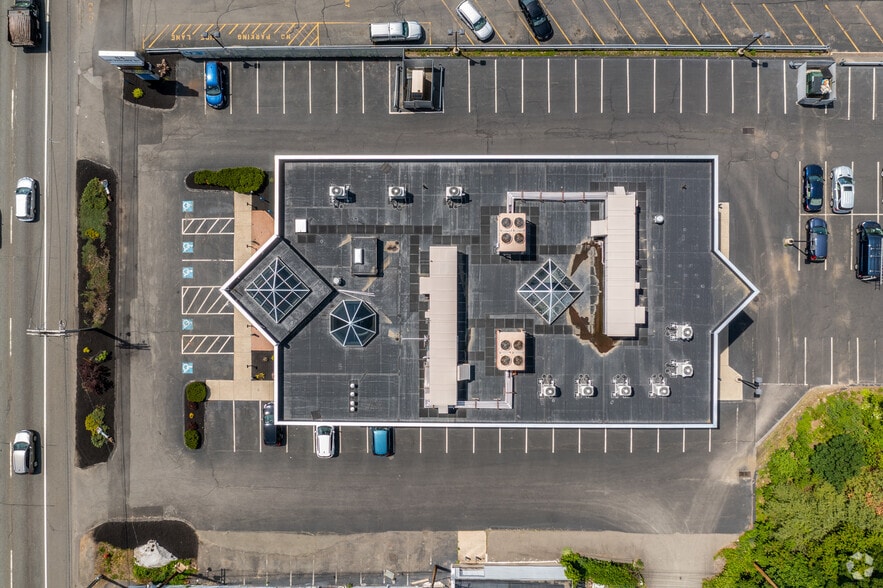 More Photos Of 84 Newbury St, Peabody Office For Lease