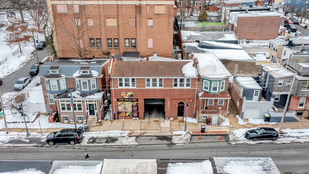 More Photos Of 804 N Lincoln St, Wilmington Storefront Retail Residential For Sale