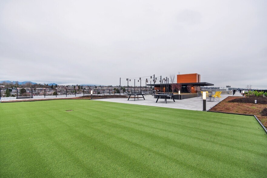 More Photos Of 8250 Manitoba St, Vancouver Flex For Sale