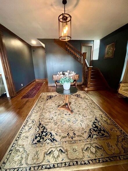 More Photos Of 1233 Peabody Ave, Memphis Office For Sale