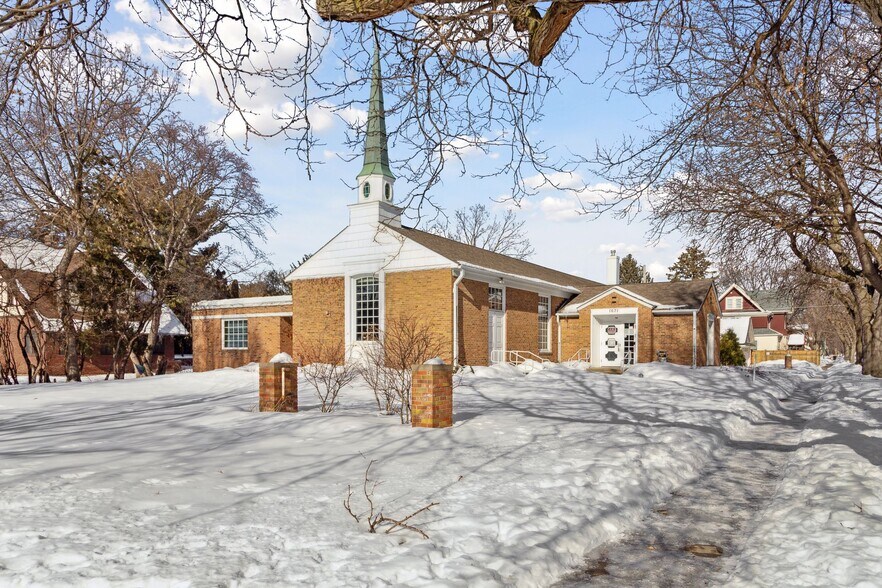 More Photos Of 1671 Summit Ave, Saint Paul Religious Facility For Sale